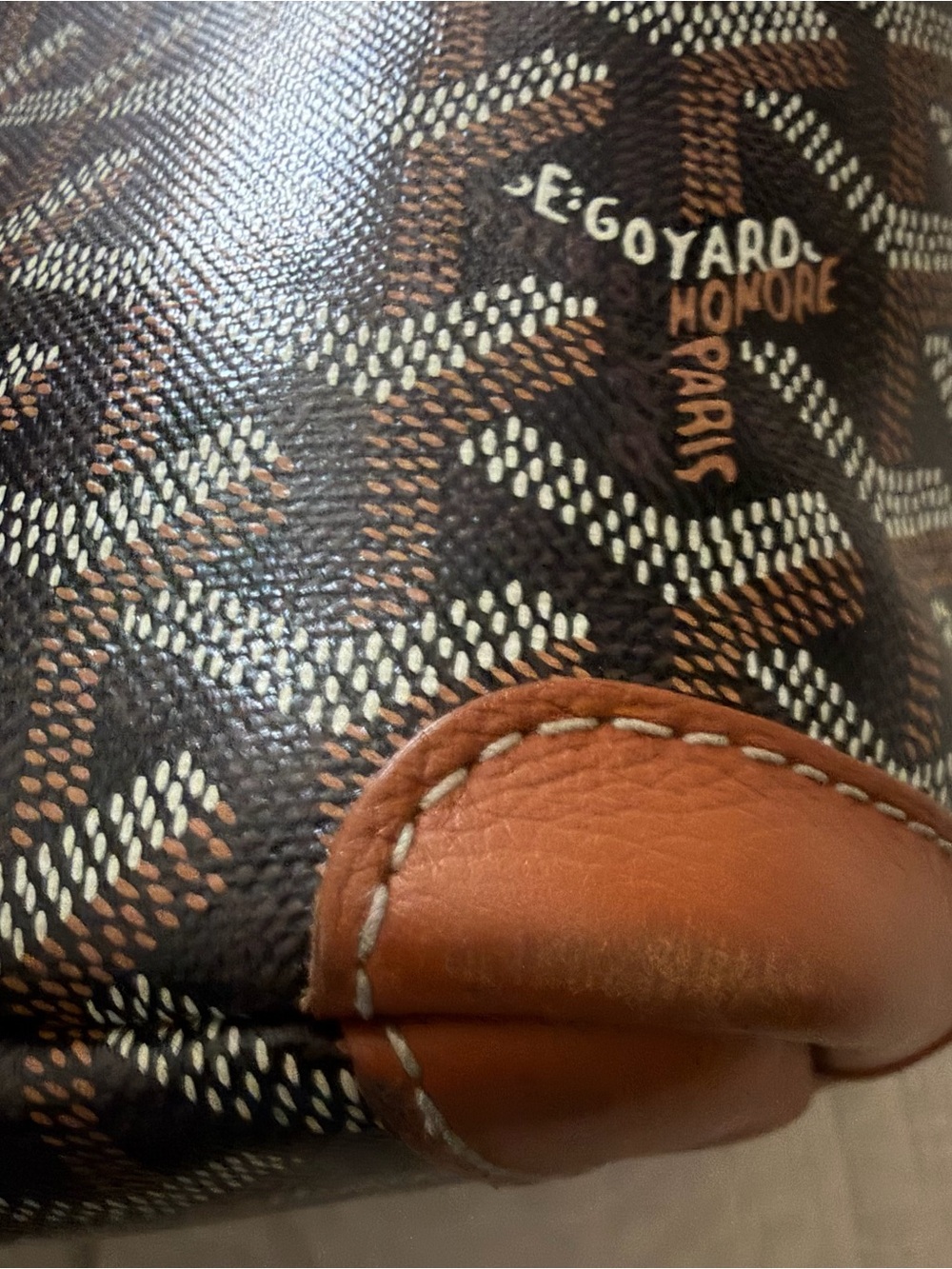 Goyard Brown/Black Sac Artois MM Signature Chevron Pattern Noir Et Natural - Picture 8 of 15